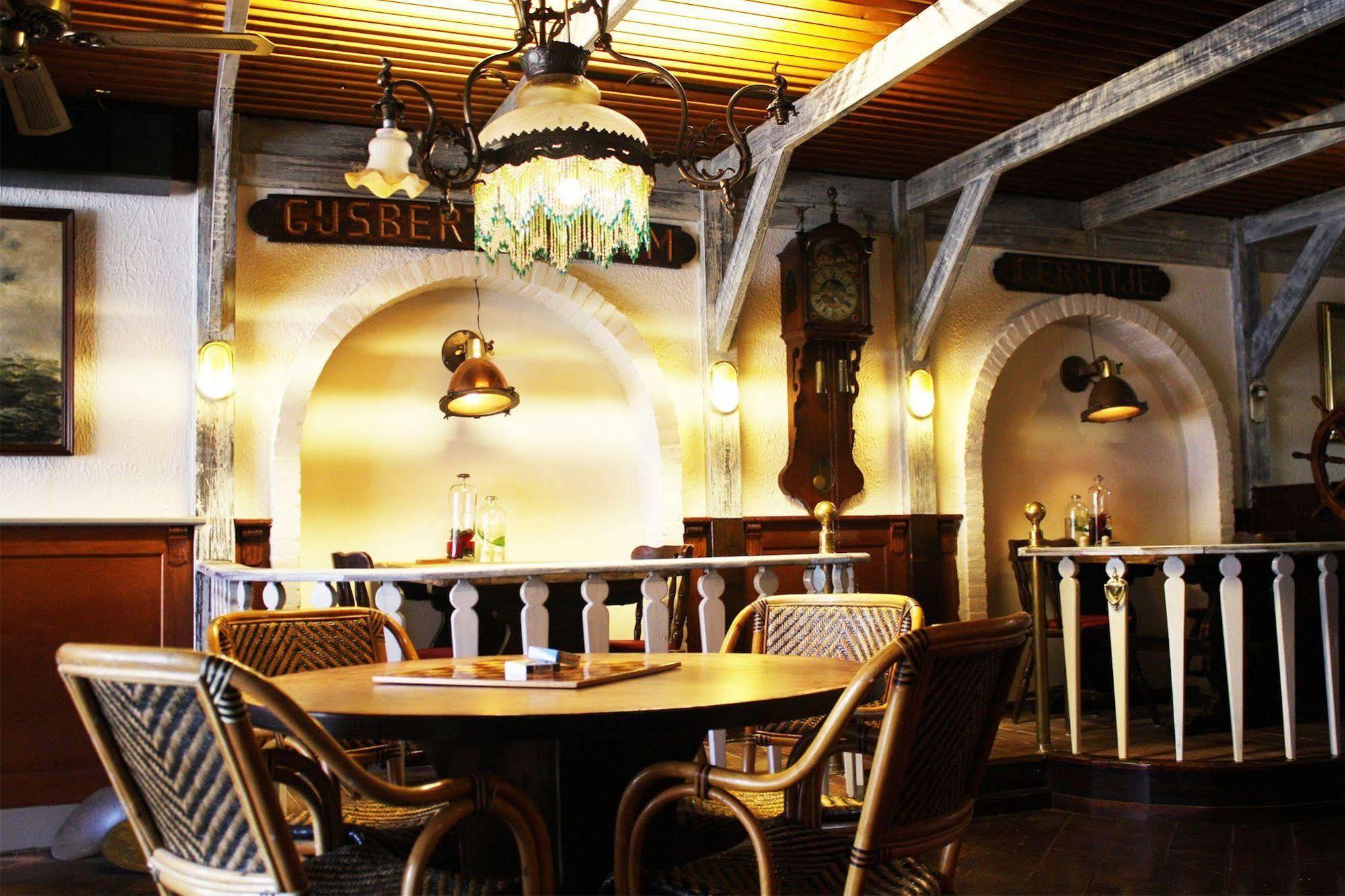 Hotel-Restaurant Loodsmans Welvaren Bv Den Hoorn  Exterior foto